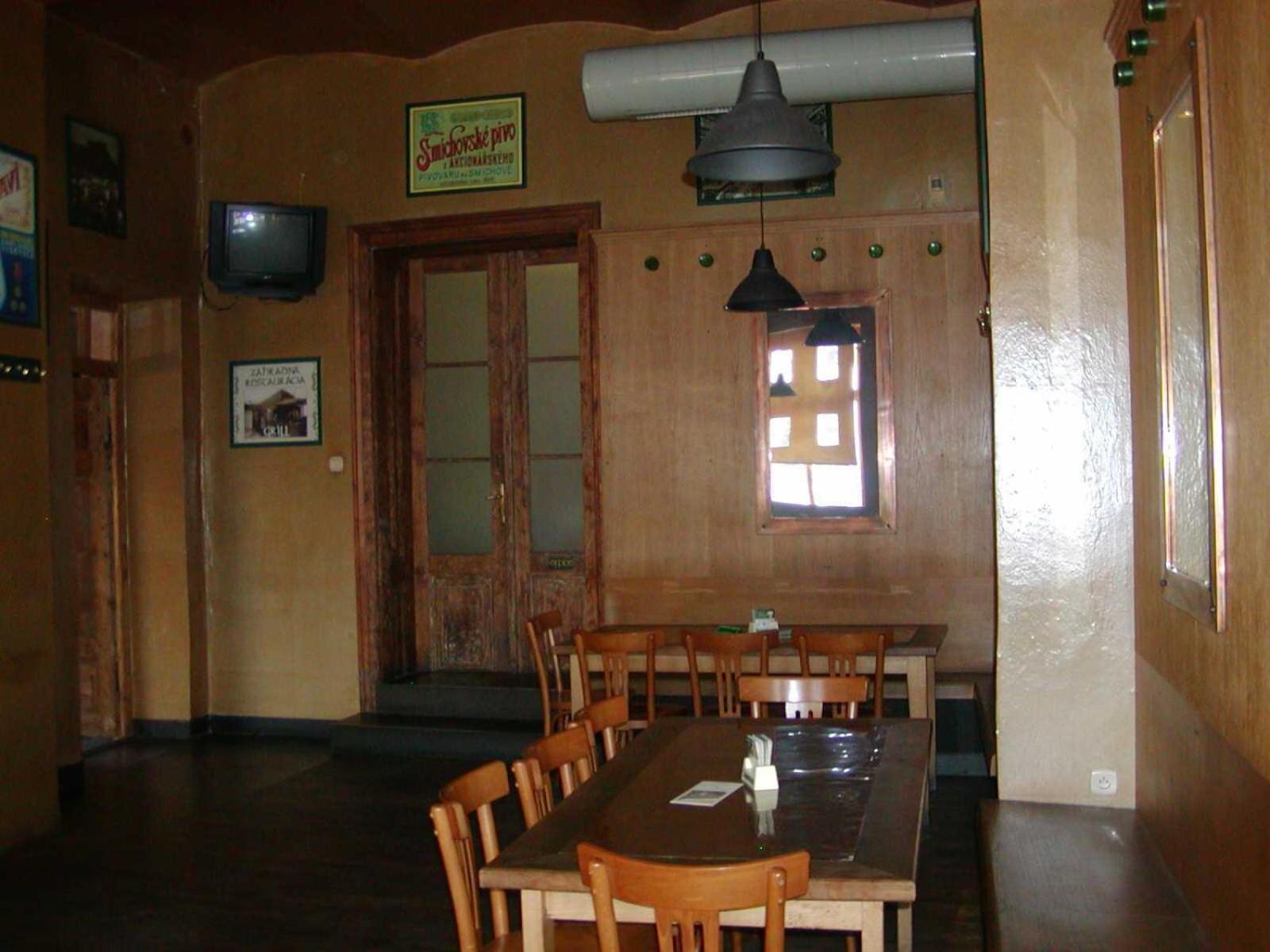 Victoria - Penzion & Restaurant Zvolen Bagian luar foto