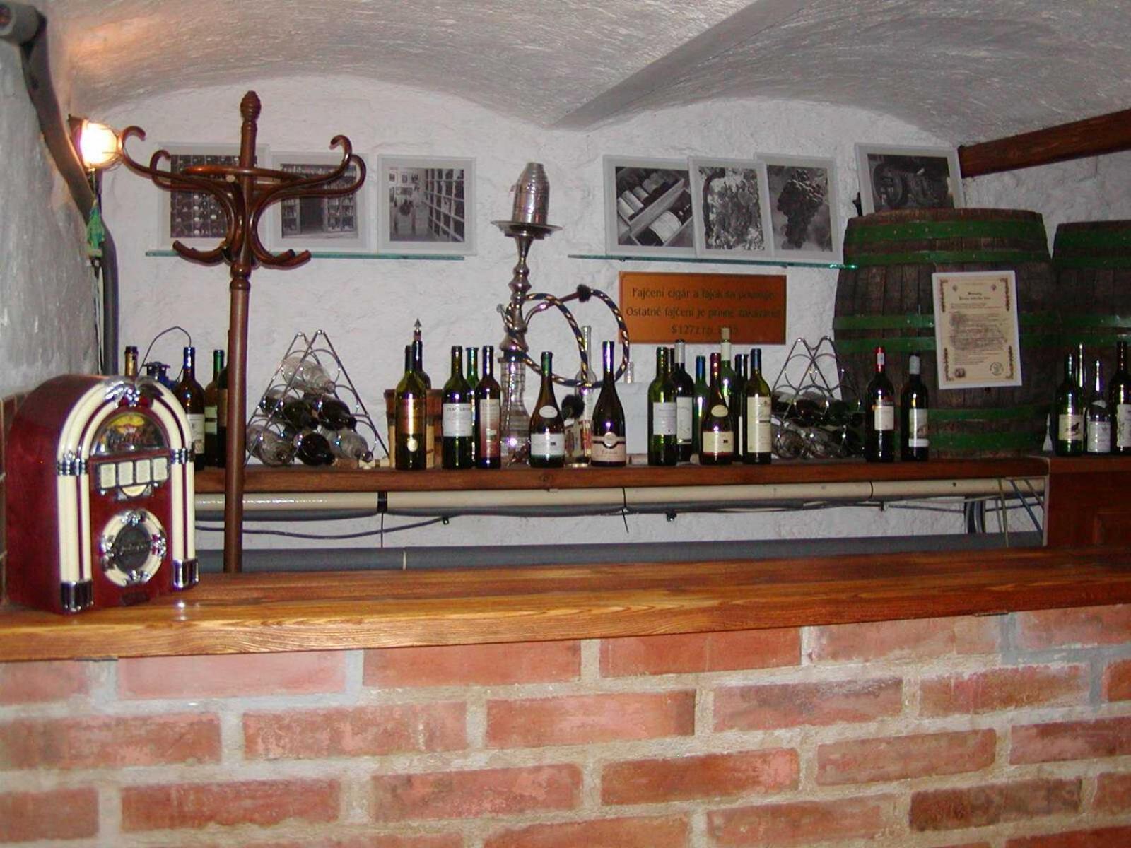 Victoria - Penzion & Restaurant Zvolen Bagian luar foto